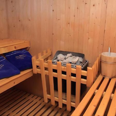 Hotel Nettunia Римини Экстерьер фото