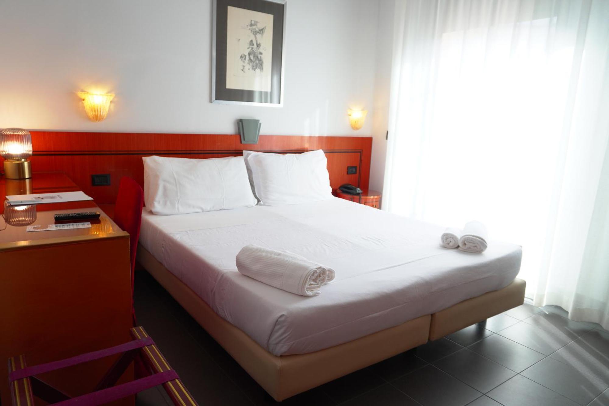 Hotel Nettunia Римини Номер фото